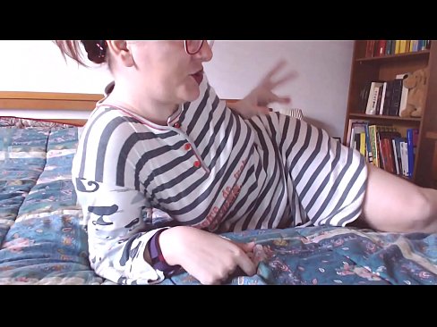 ❤️ Nimm diesen großen schwarzen Schwanz in deinen Mund kleine Sklavin ️ Sluts bei uns ﹏